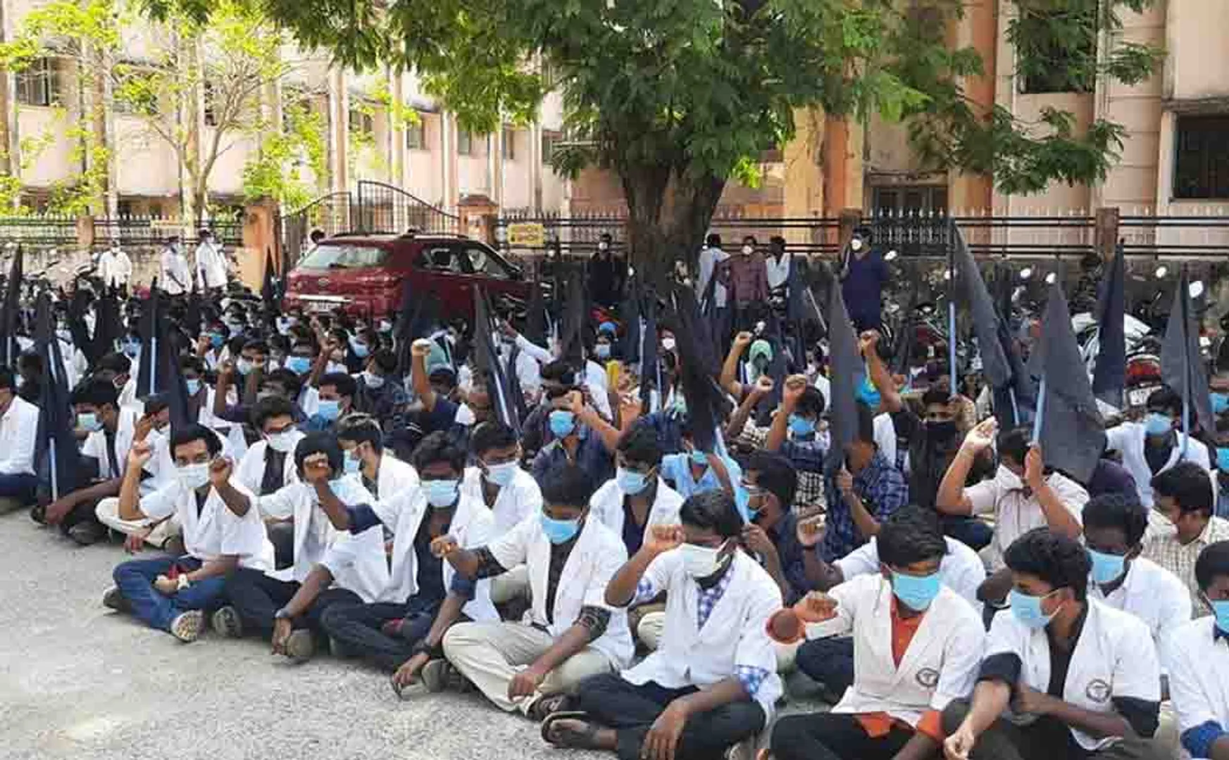 government medical college students in chidambaram 